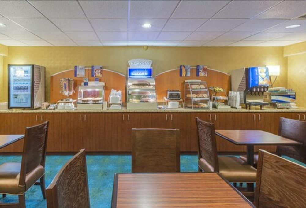 Holiday Inn Express Hunt Valley By Ihg Zewnętrze zdjęcie